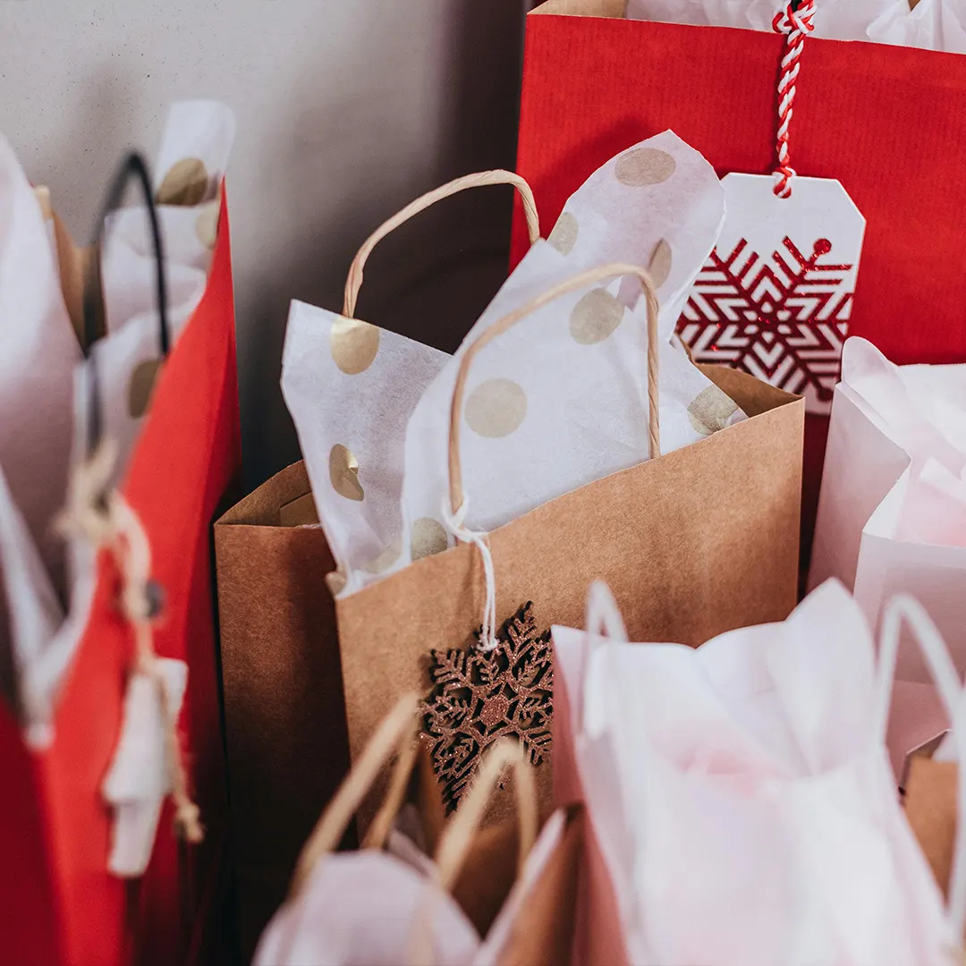Get Your Store Ready for the 2024 Holiday Season: Key Dates and Tips for Success with Print on Demand